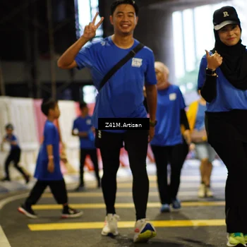 Runner Photo 7800349
