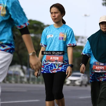 Runner Photo 7800355