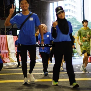Runner Photo 7800357