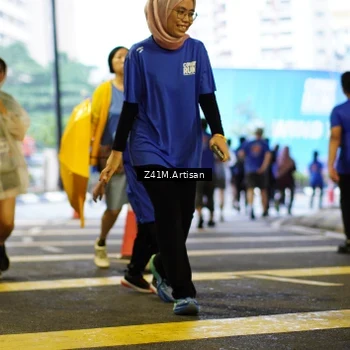 Runner Photo 7800364