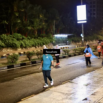Runner Photo 7800408