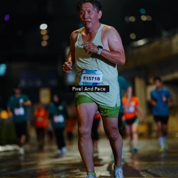 Runner Photo 7800423