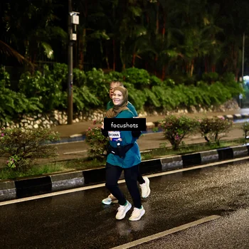 Runner Photo 7800469