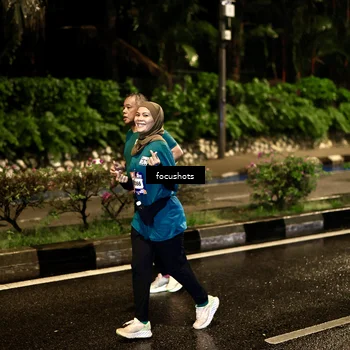 Runner Photo 7800473