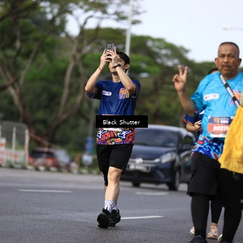 Runner Photo 7800475