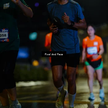 Runner Photo 7800481