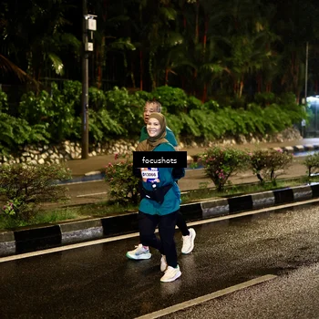Runner Photo 7800484