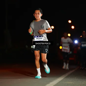 Runner Photo 7800489