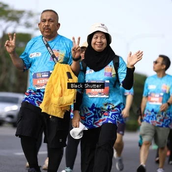Runner Photo 7800504