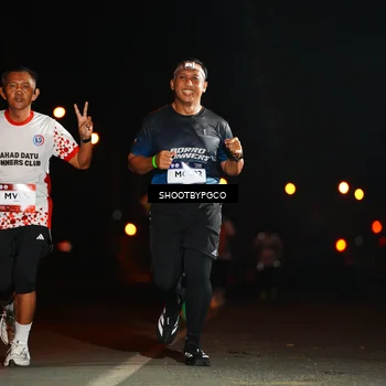 Runner Photo 7800506
