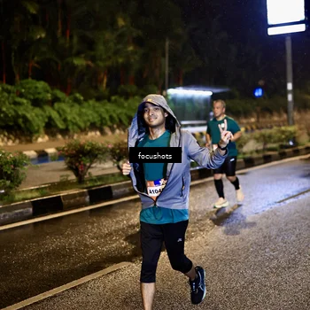 Runner Photo 7800519