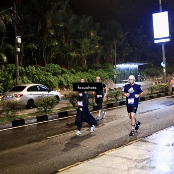 Runner Photo 7800520