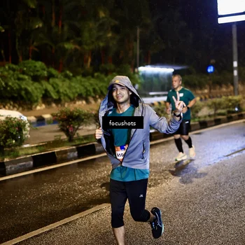 Runner Photo 7800523