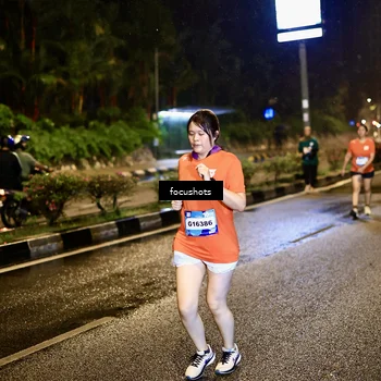 Runner Photo 7800547