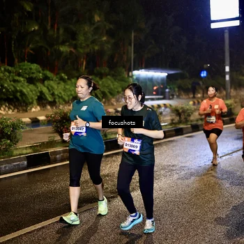 Runner Photo 7800550