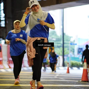 Runner Photo 7800555