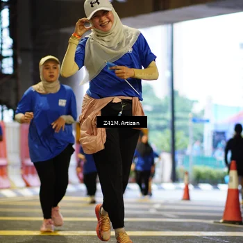 Runner Photo 7800573