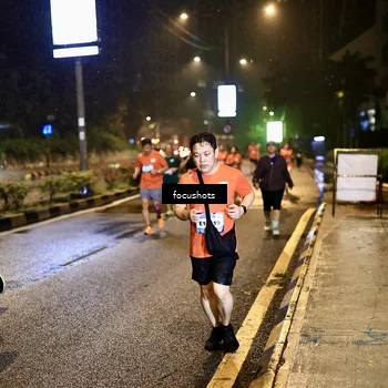 Runner Photo 7800589