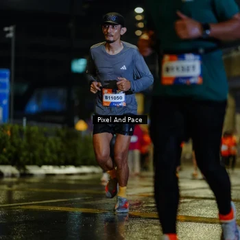 Runner Photo 7800592