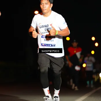Runner Photo 7800606