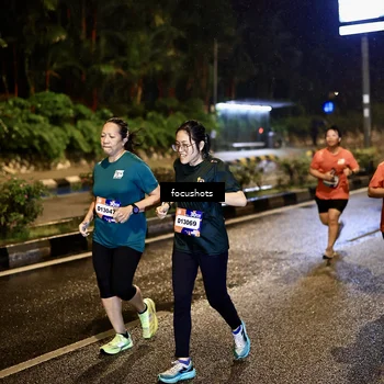 Runner Photo 7800613