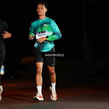 Runner Photo 7800621