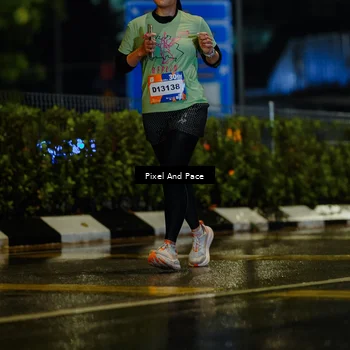 Runner Photo 7800633