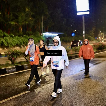 Runner Photo 7800636