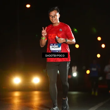 Runner Photo 7800684