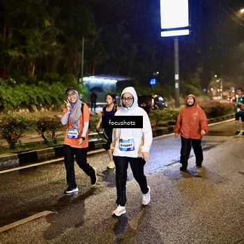 Runner Photo 7800685