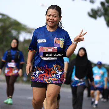 Runner Photo 7800698