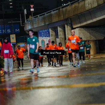Runner Photo 7800701