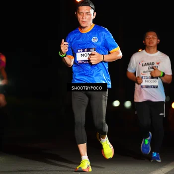 Runner Photo 7800707