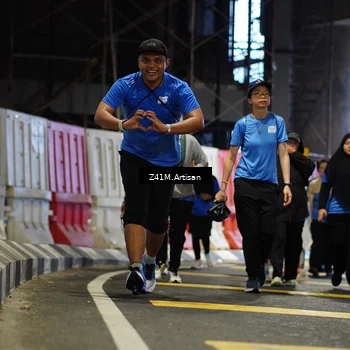 Runner Photo 7800717