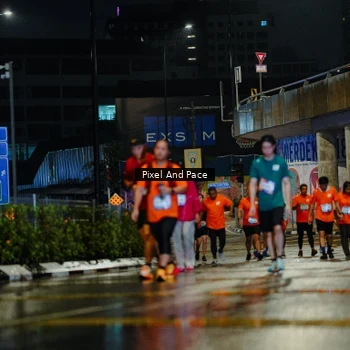 Runner Photo 7800718
