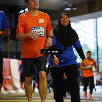 Runner Photo 7800738