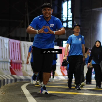 Runner Photo 7800742
