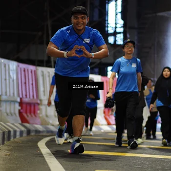Runner Photo 7800746
