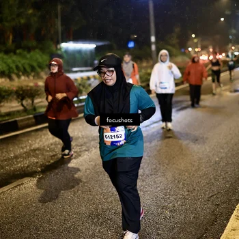 Runner Photo 7800748