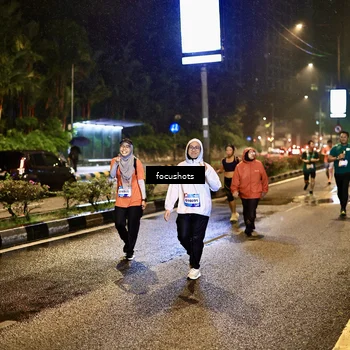 Runner Photo 7800752