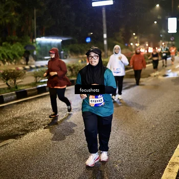 Runner Photo 7800768