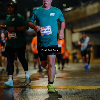 Runner Photo 7800789