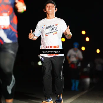 Runner Photo 7800793