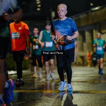 Runner Photo 7800831