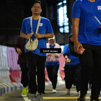 Runner Photo 7800862