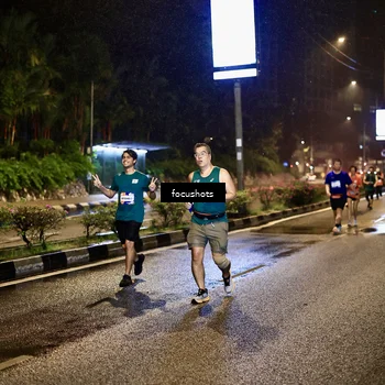 Runner Photo 7800871