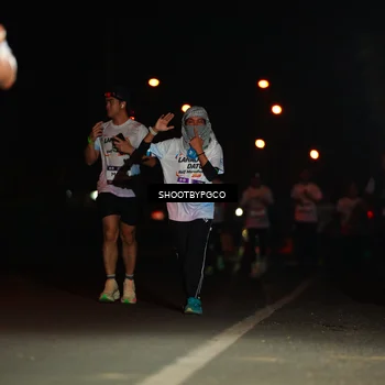 Runner Photo 7800886