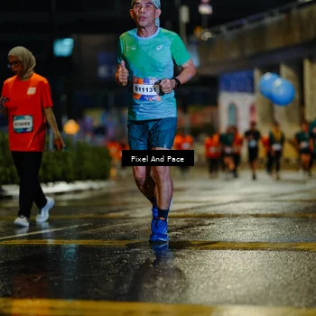 Runner Photo 7800917