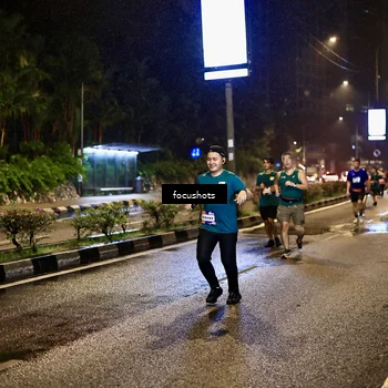 Runner Photo 7800919