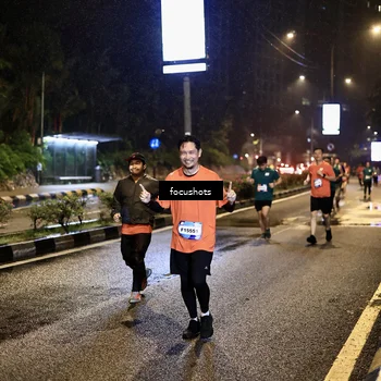 Runner Photo 7800936